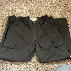 Rustic ridge snow pants black cargo ski snowboard warm